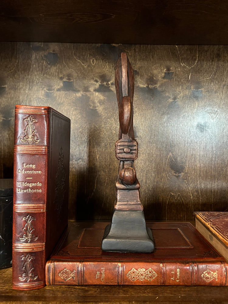 Fleur de Lis Sculpture