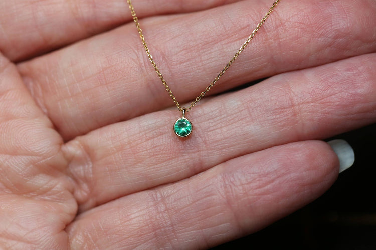 14K Gold Tiny Emerald Dangle Necklace