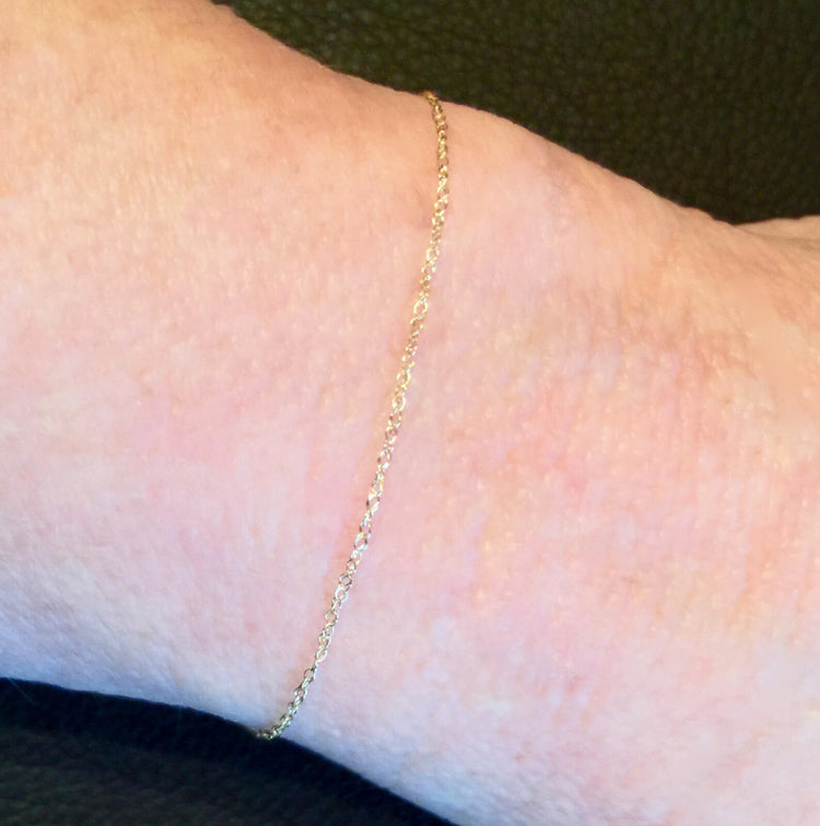Next to Nothing 14K Gold Bracelet | AVIE collection Fine Jewelry