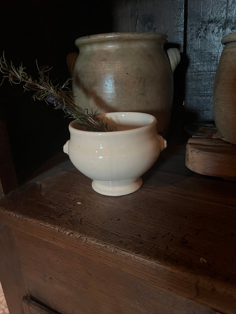 French Emille Henry France Cream Lion Head Bowl