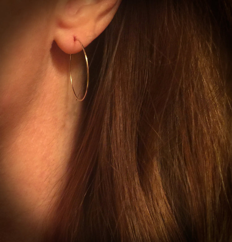 14K Gold 25mm Small Endless Hoop Earrings | Avie Fine Jewelry