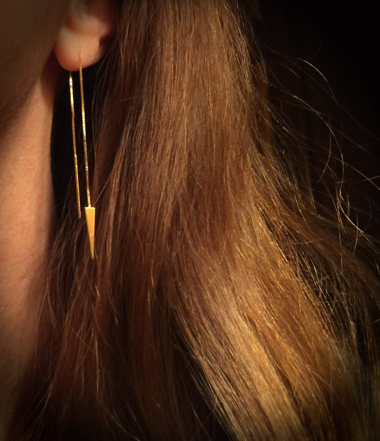 14K Gold Tiny Long Triangle Spike Threader Earring | Avie Fine Jewelry
